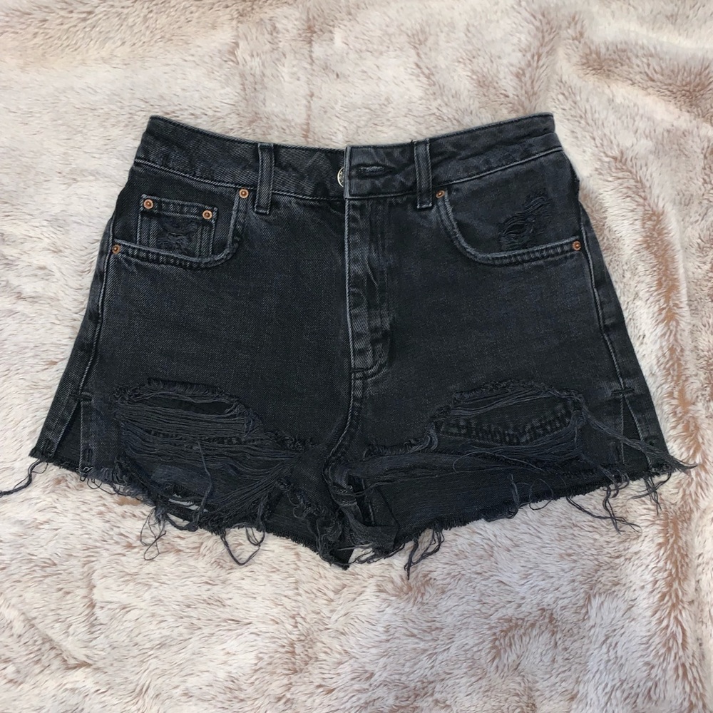 Distressed Mom shorts